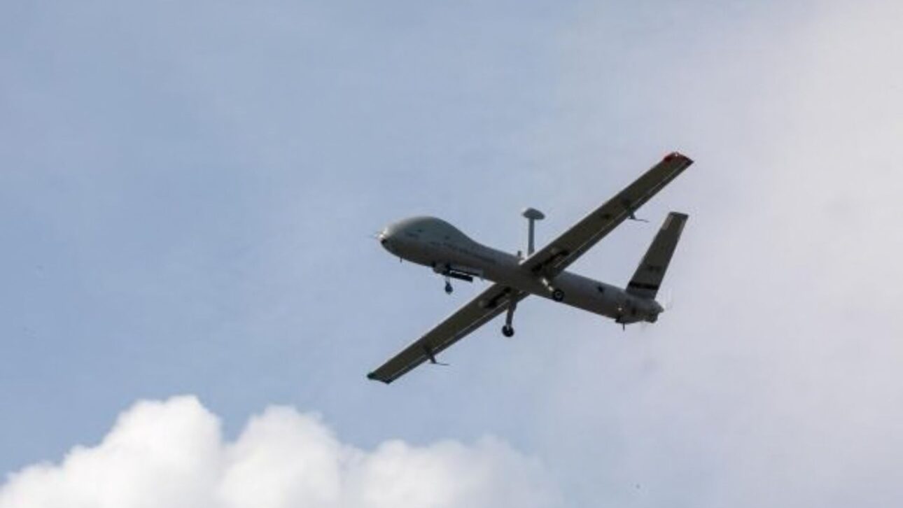 More than 300 military personnel participate in an exercise at the Santa Maria Air Base with drones, FAB fighters, armored vehicles, and multidomain warfare simulation.