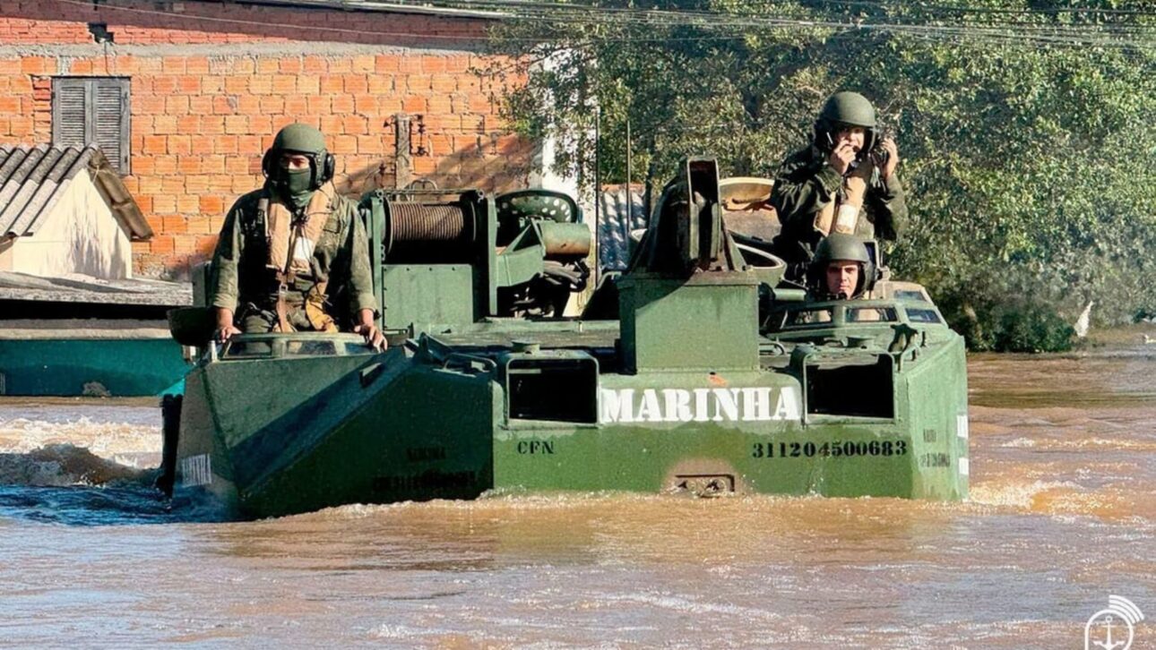 Brazilian Navy modernizes Naval Marines with attack drones, vessels of 74 km/h and 70 km missiles for coastal defense.