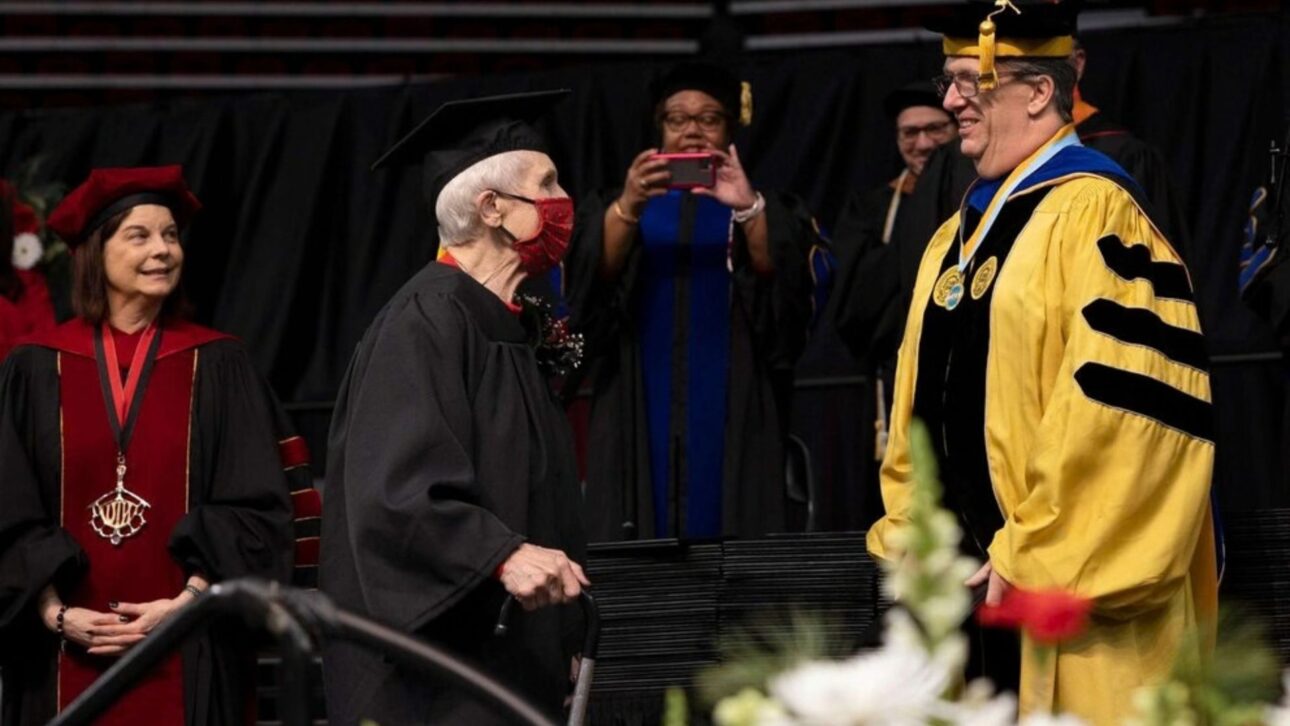 Ninety-year-old woman graduates from a program started in the 1950s after returning to university and studying online, seven decades after interrupting her course.