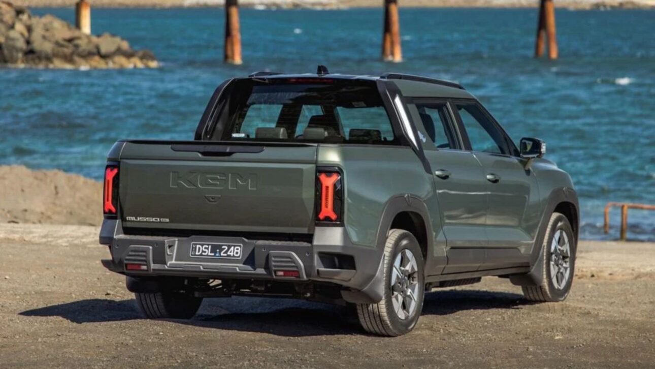 KGM Musso EV Debuts in Australia with Up to 420 km of Range, 905 kg Payload, and a Price Close to the Toyota Hilux SR 4x4.