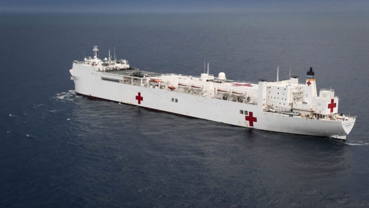 USNS Mercy: Floating Hospital Of The US Navy Has 1,000 Beds, 11 Surgical Rooms, And Operates In Wars, Natural Disasters, And Humanitarian Missions. (Image: Reproduction/U.S. NAVY)