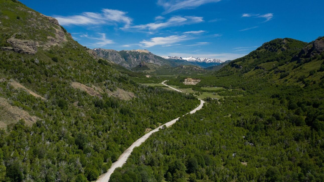 Route 40 Runs 5,194 Km Alongside the Andes, Crosses 27 Mountains, and Connects 11 Argentine Provinces with 20 National Parks Along the Way.